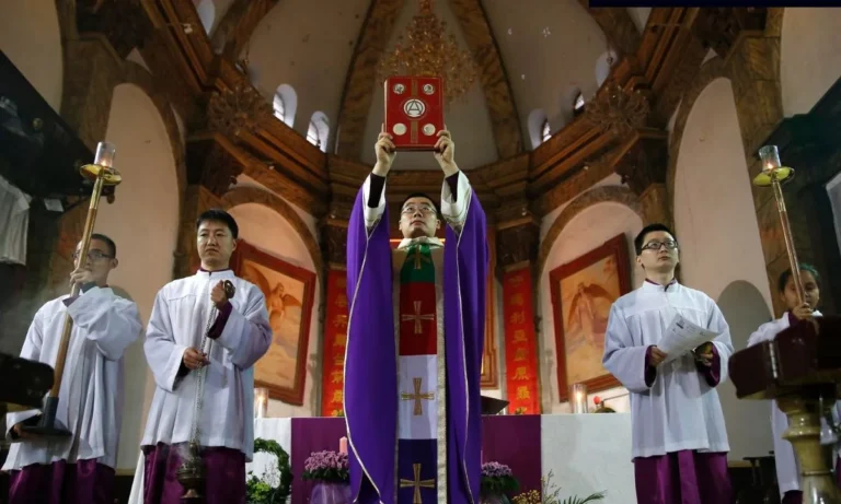 Existem Igrejas católicas na China