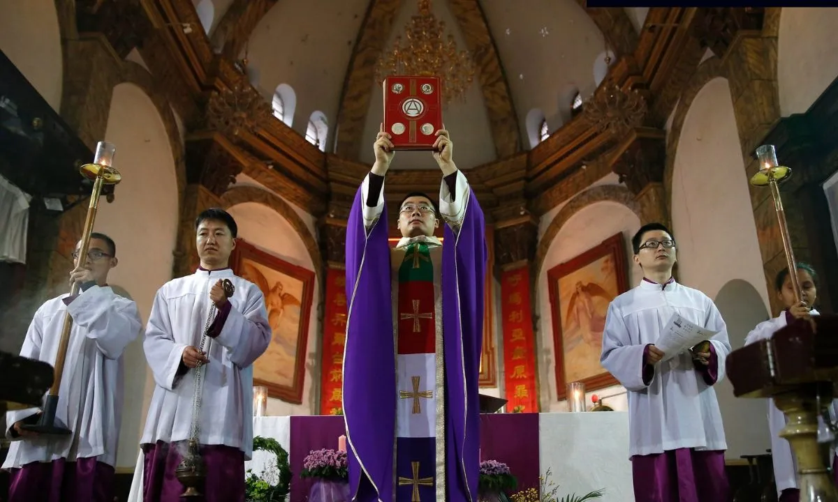 Existem Igrejas católicas na China