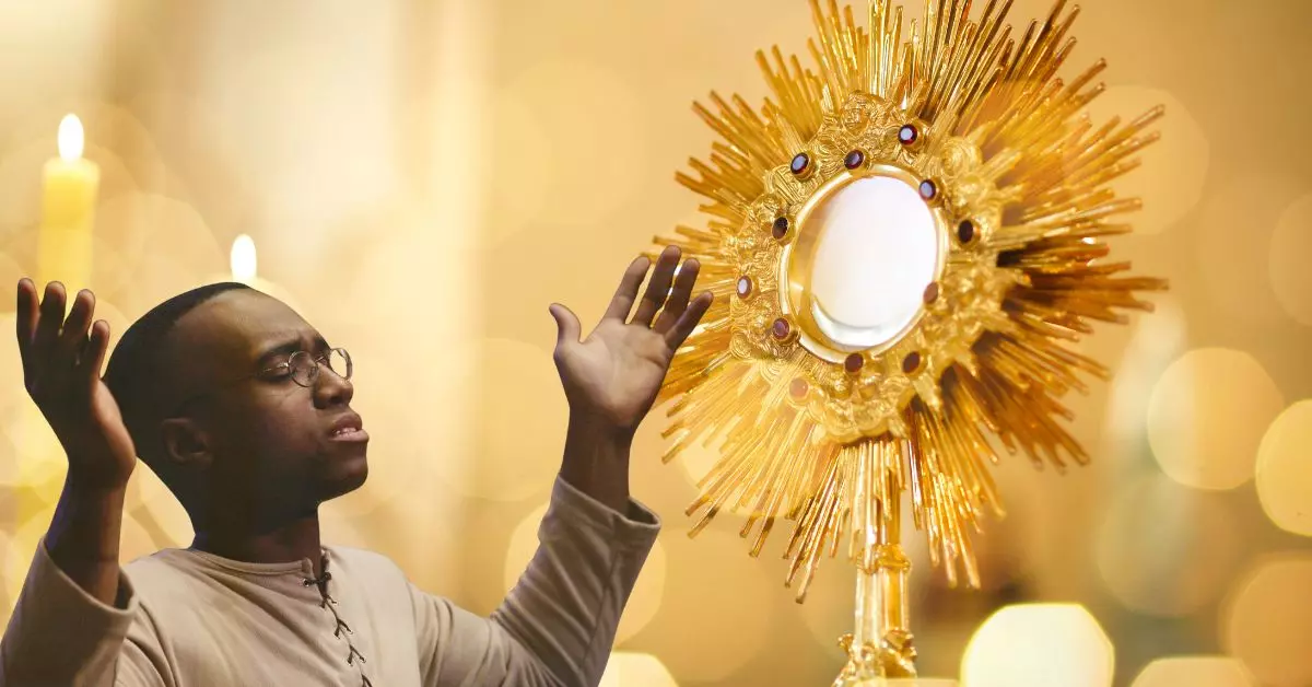 Como Rezar Diante do Sacrário- A Profundidade da Hora Santa