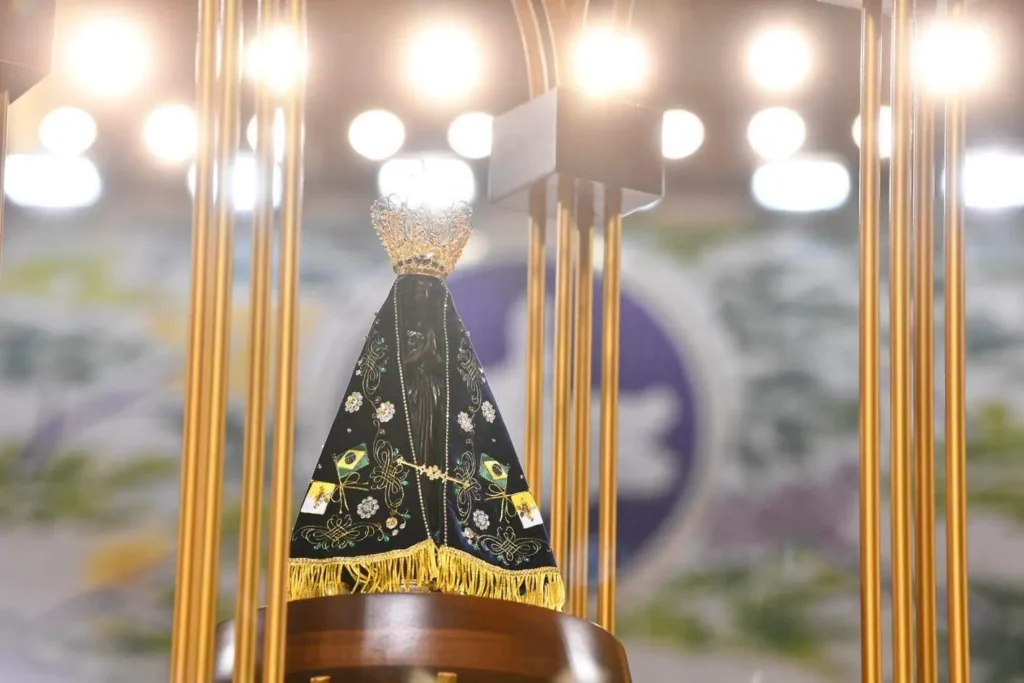 Aparecida: A Padroeira do Brasil e Sua Missão Evangelizadora